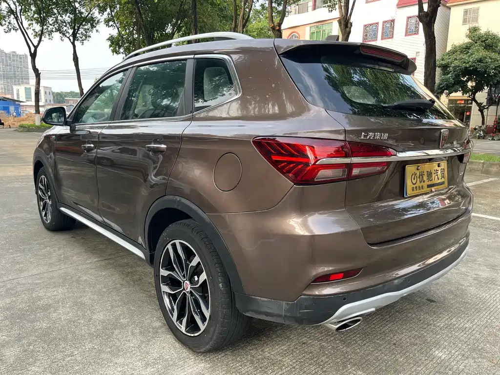 Roewe RX5 20 T 2 WD Auto Internet Smart Enjoyment