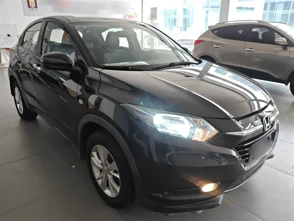 Vezel 1.8 L CVT 2 WD Elite