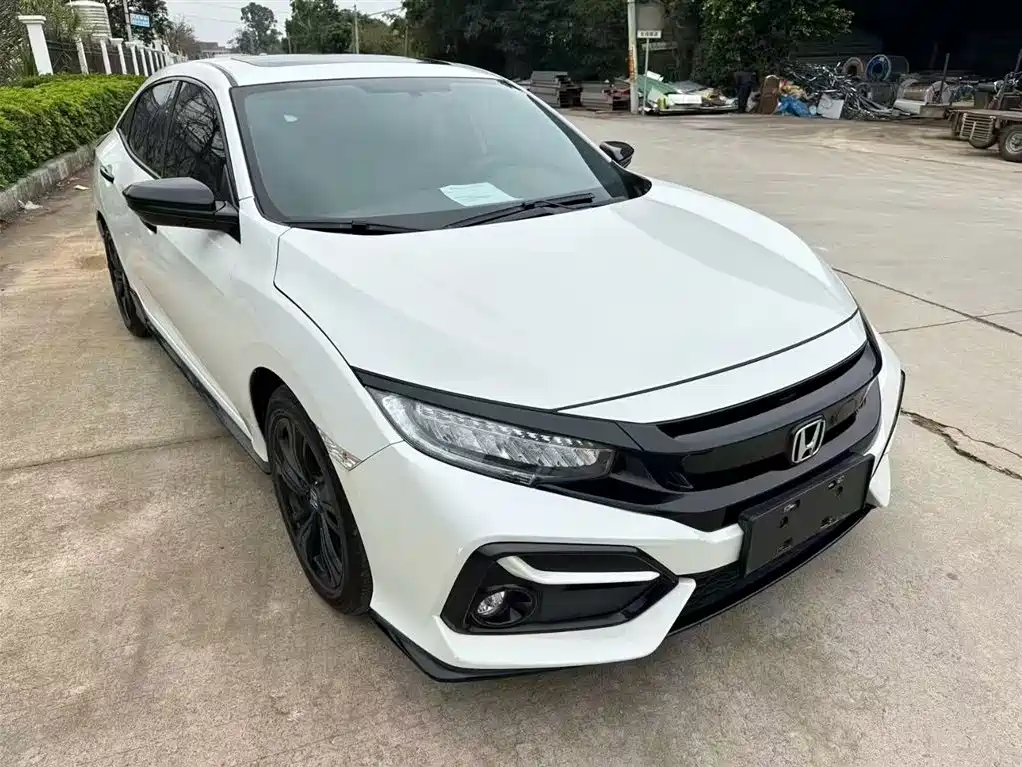 Civic HATCHBACK 220 TURBO CVT New Sharp Control