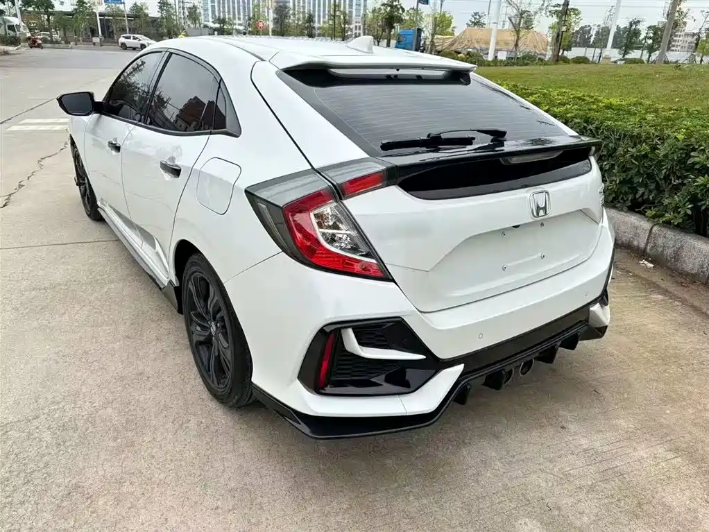 Civic HATCHBACK 220 TURBO CVT New Sharp Control