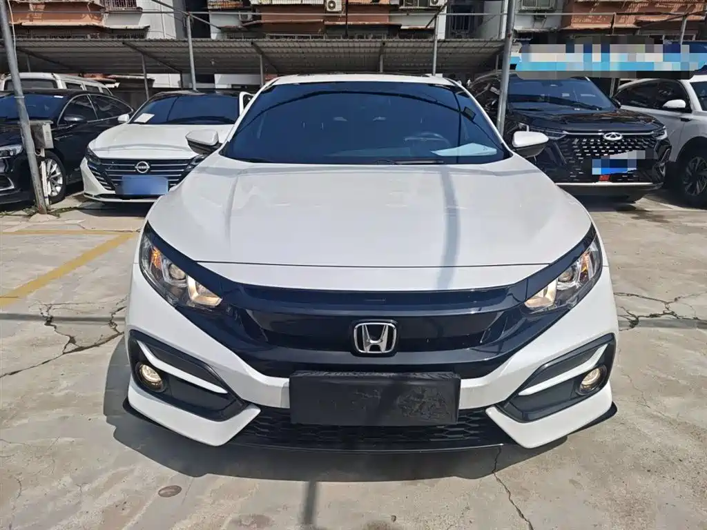 Civic HATCHBACK 220 TURBO CVT New Sharp Control