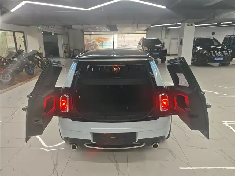 MINI CLUBMAN 1.6 T COOPER S Fun