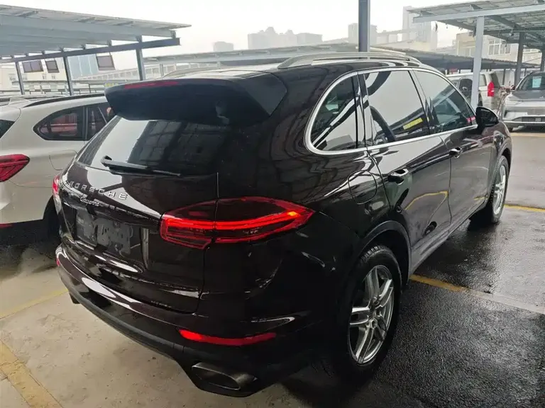 Porsche Cayenne Cayenne 3.0 T