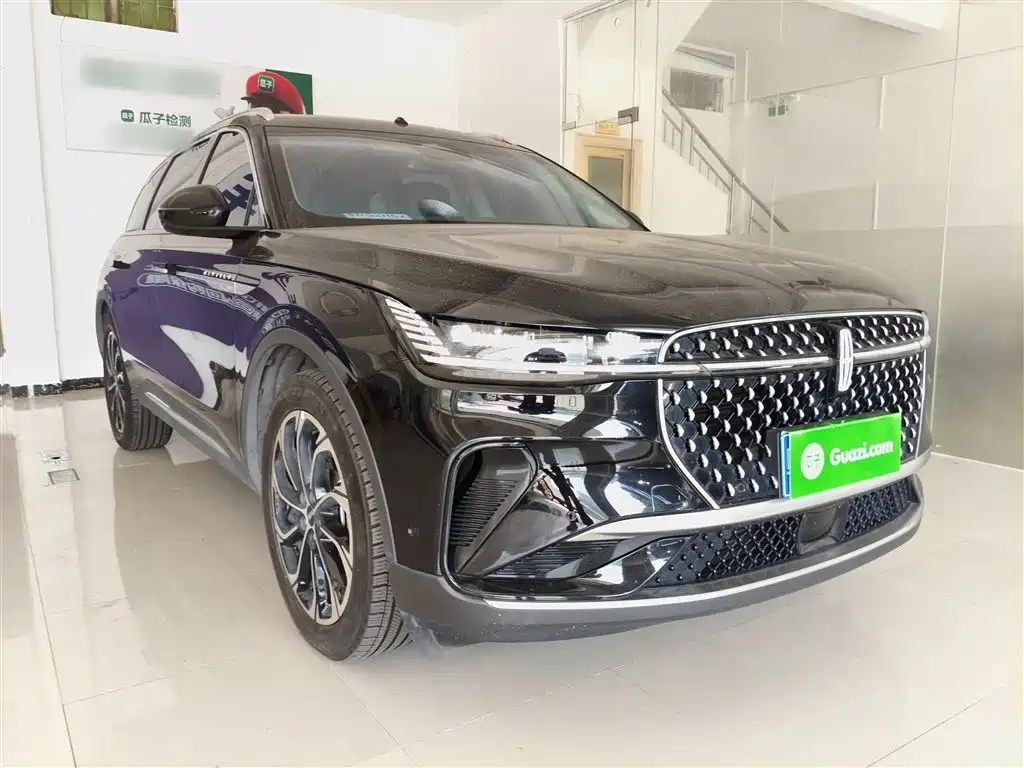 Nautilus 2.0 T 4 WD Supreme Wise
