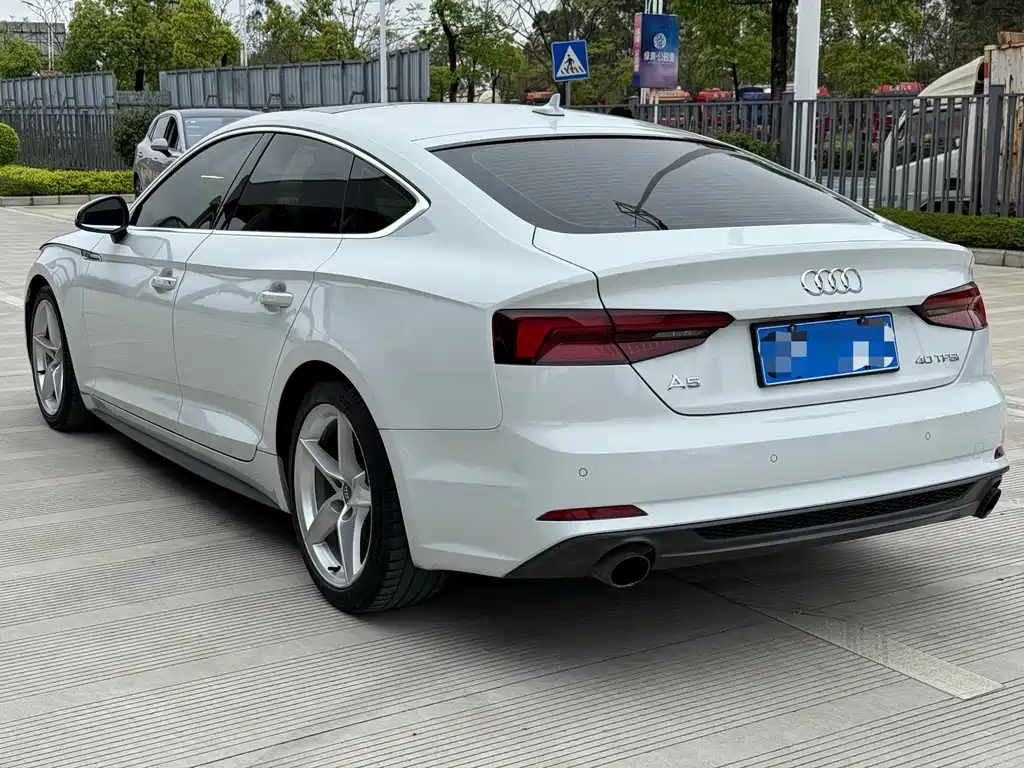 Audi A5 (Import) Sportback 40 TFSI Fashion