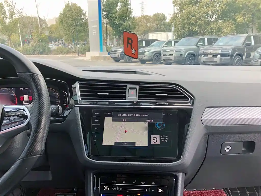 Tiguan X 330 TSI 2 WD Flagship