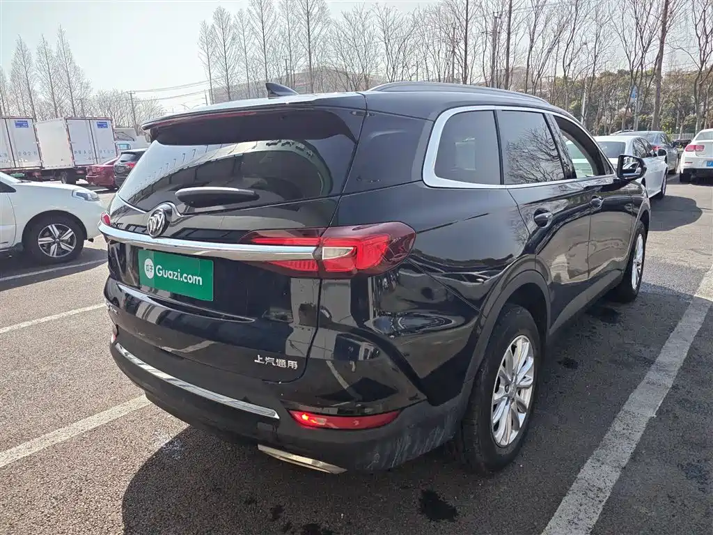 Enclave 28 T 2 WD Battle Flag