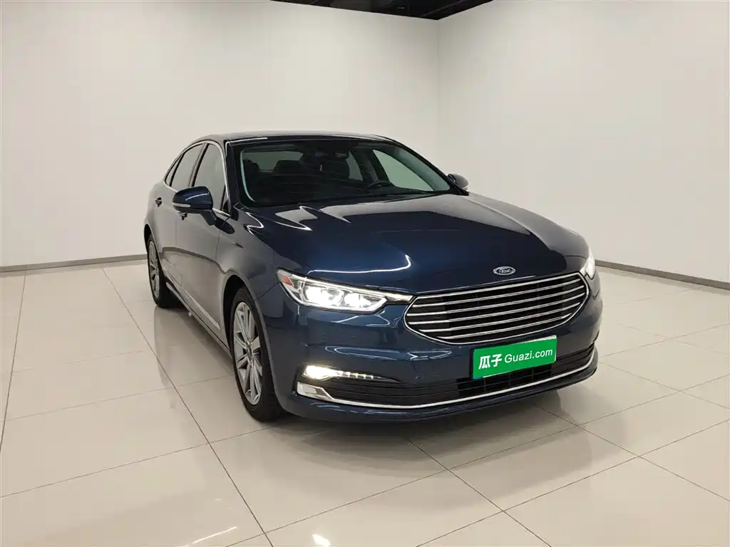 Taurus EcoBoost 245 Premium