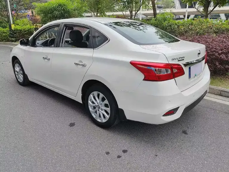 Nissan Sylphy Classic 1.6 XL CVT Luxury