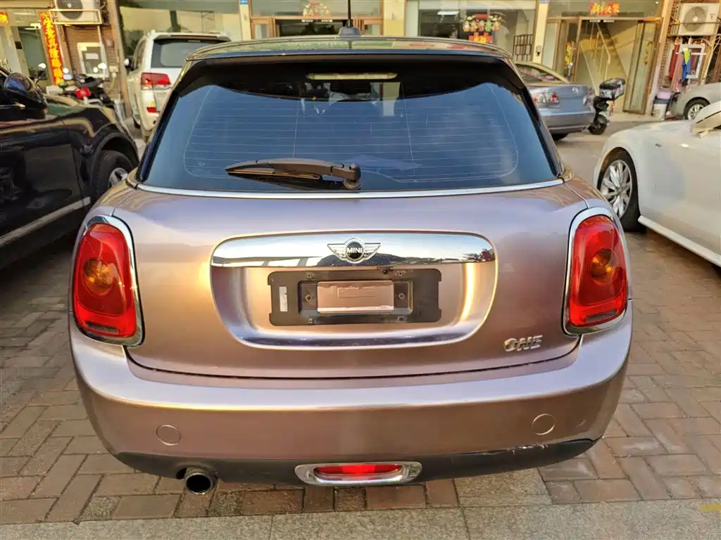MINI 1.2 T ONE 5-door