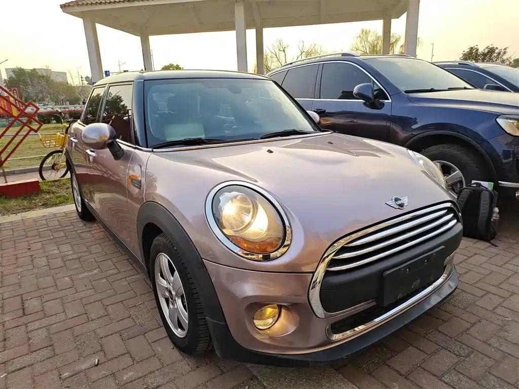 MINI 1.2 T ONE 5-door