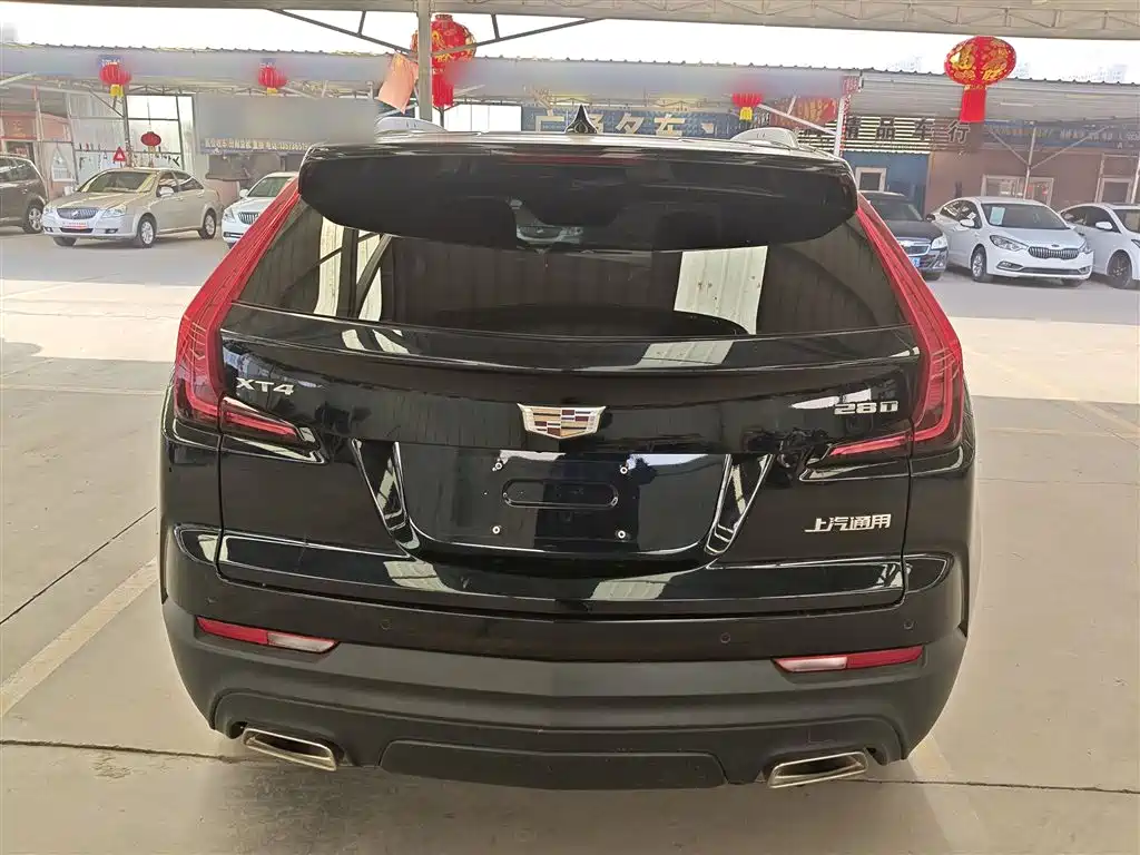 Cadillac XT4 28 T 2 WD Tech