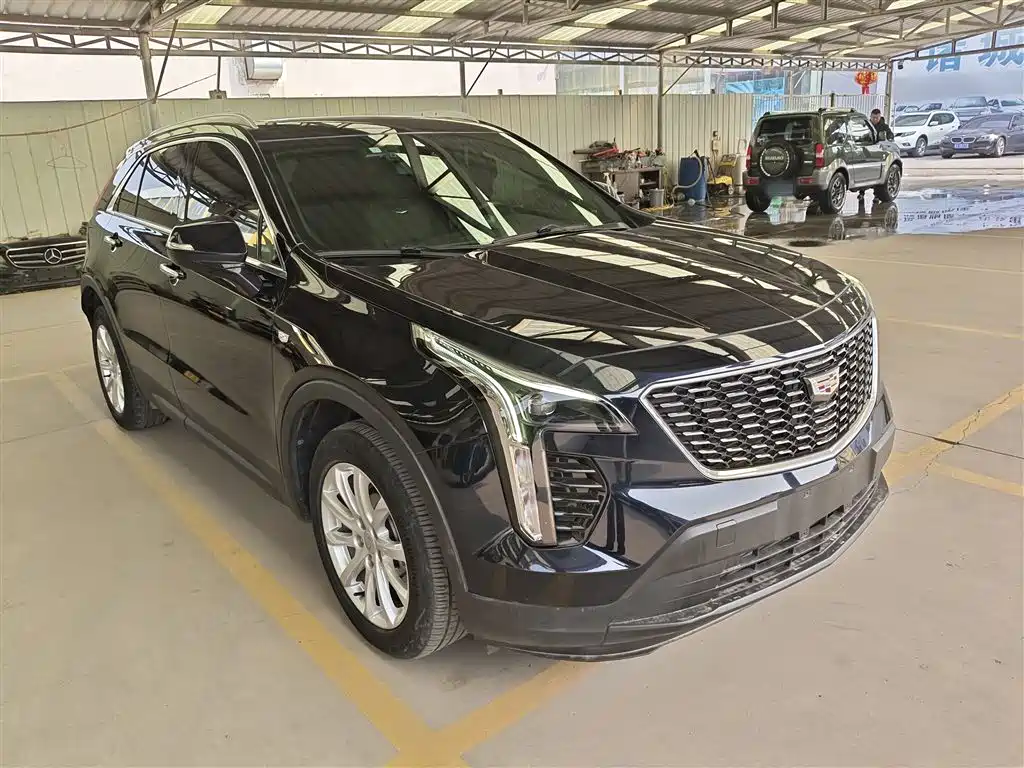 Cadillac XT4 28 T 2 WD Tech