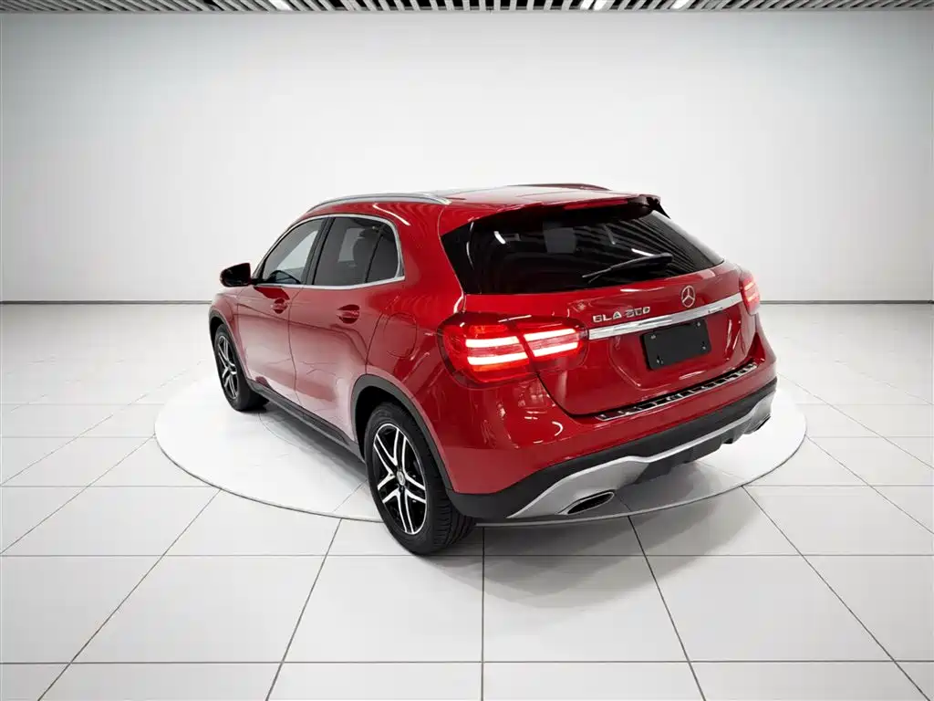 Mercedes-Benz GLA GLA 200 Fashion