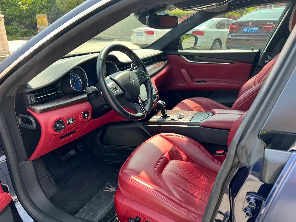 Quattroporte 3.0 T Standard