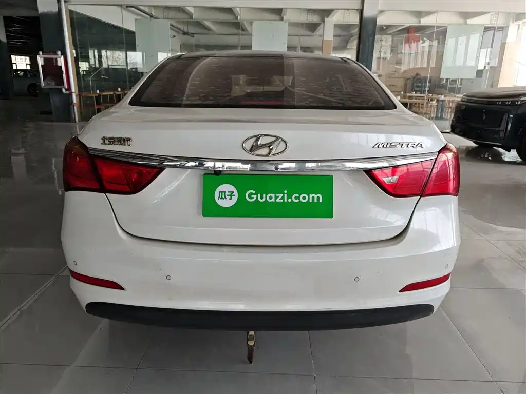 Mistra 1.8 L Auto Intelligent GLS