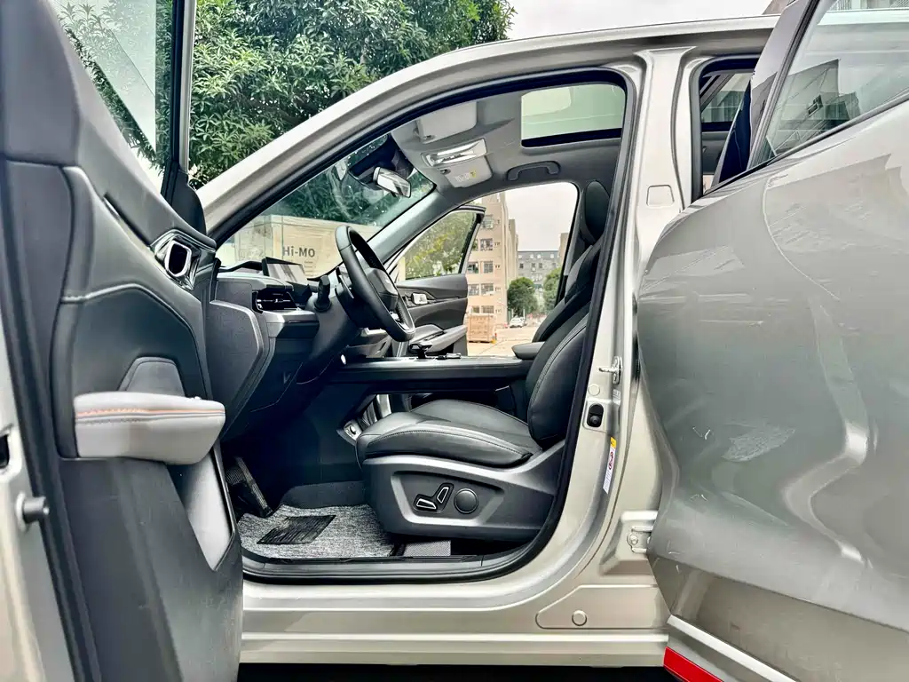Changan Oshan Z6 Blue Whale 1.5 T DCT Smart Enjoyment