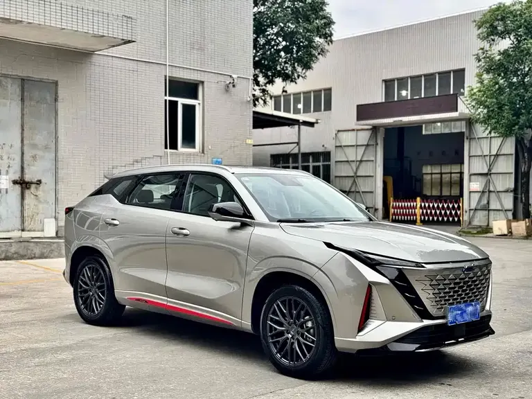 Changan Oshan Z6 Blue Whale 1.5 T DCT Smart Enjoyment