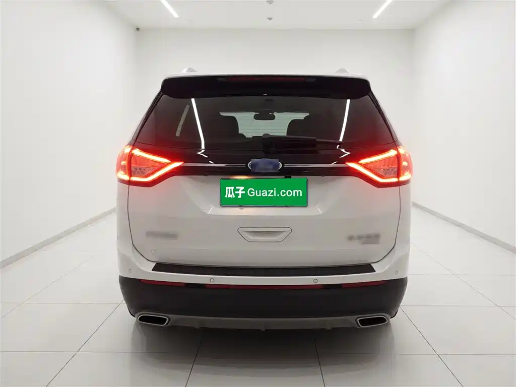 Edge EcoBoost 245 2 WD Elite Sharp 5-seat CN-V