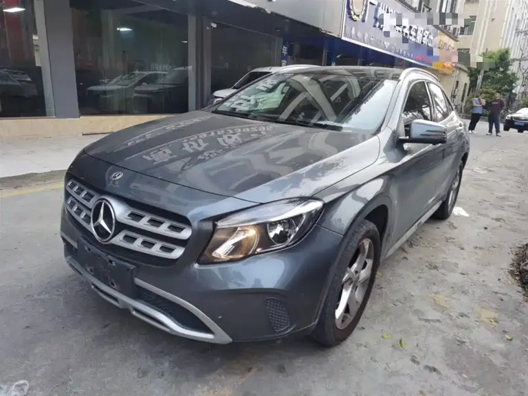 Mercedes-Benz GLA GLA 200 Dynamic