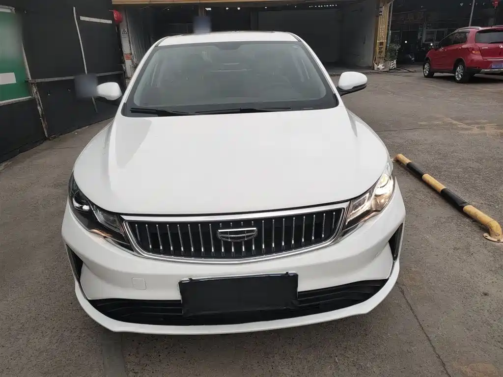 Emgrand GL UP 1.4 T CVT Leading Style