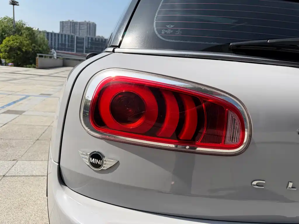 MINI CLUBMAN 1.5 T COOPER