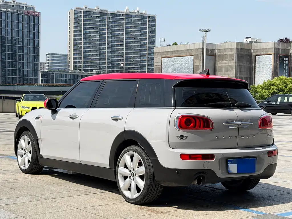 MINI CLUBMAN 1.5 T COOPER