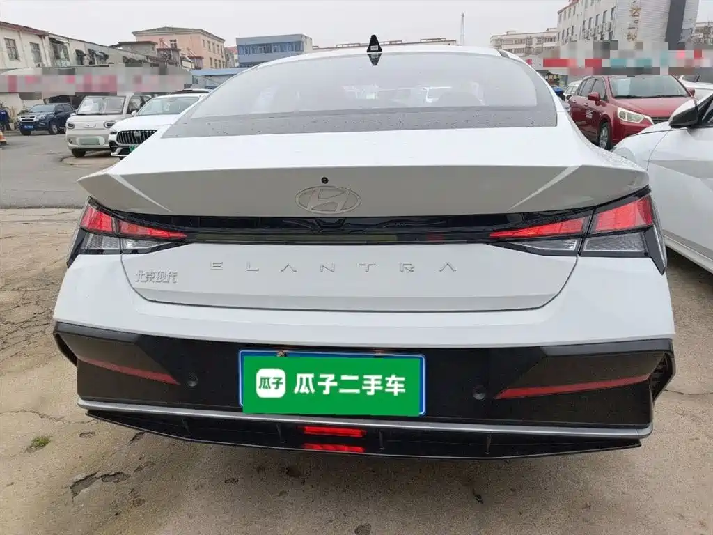 Elantra 1.5 L CVT GLX Elite