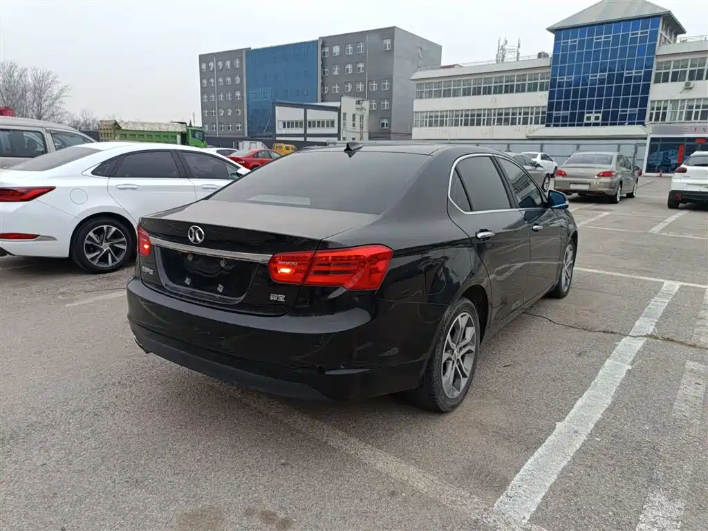 Senova D70 Performance 1.8 T Premium