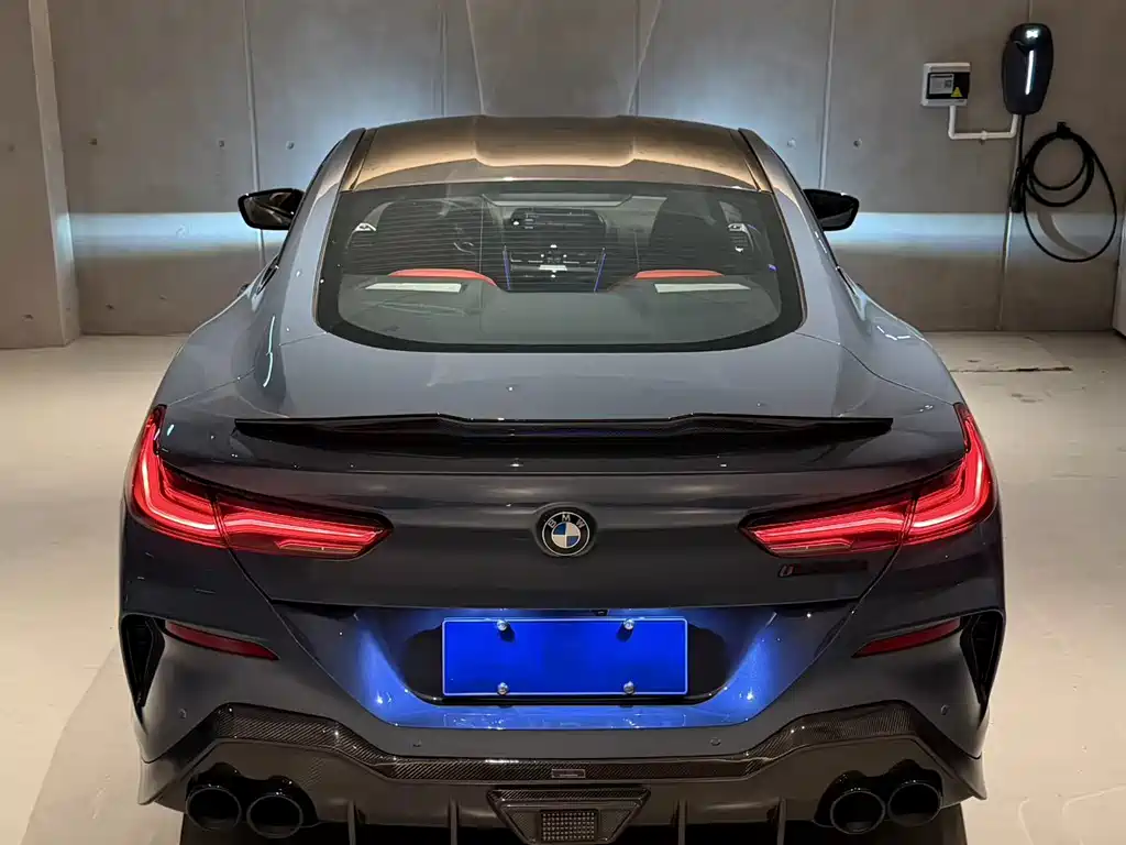 BMW 8 Series 840 i 2-door Coupe M Sport Package
