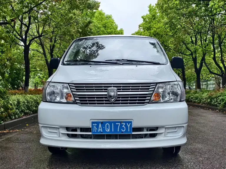 Jinbei Grace 2.0 L Classic Standard LWB 9-seat