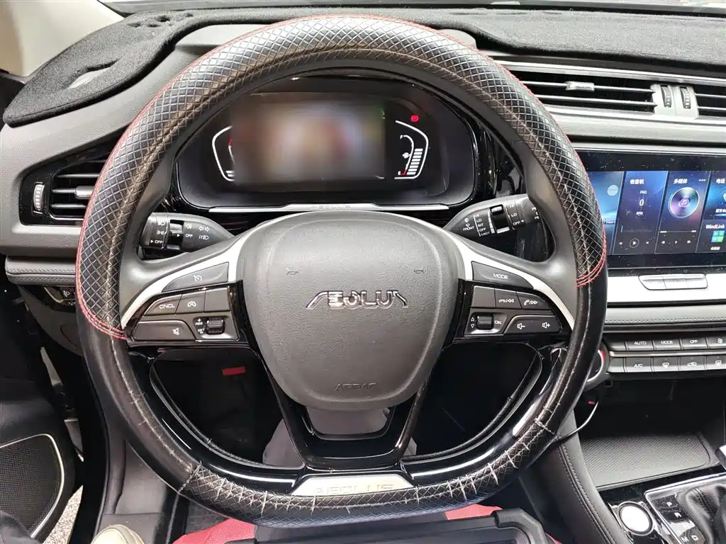 Dongfeng Fengshen AX7 1.6 T Auto