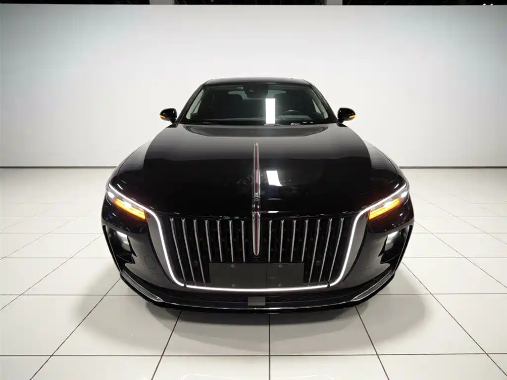 Hongqi H9 2.0 T Connected Flagship