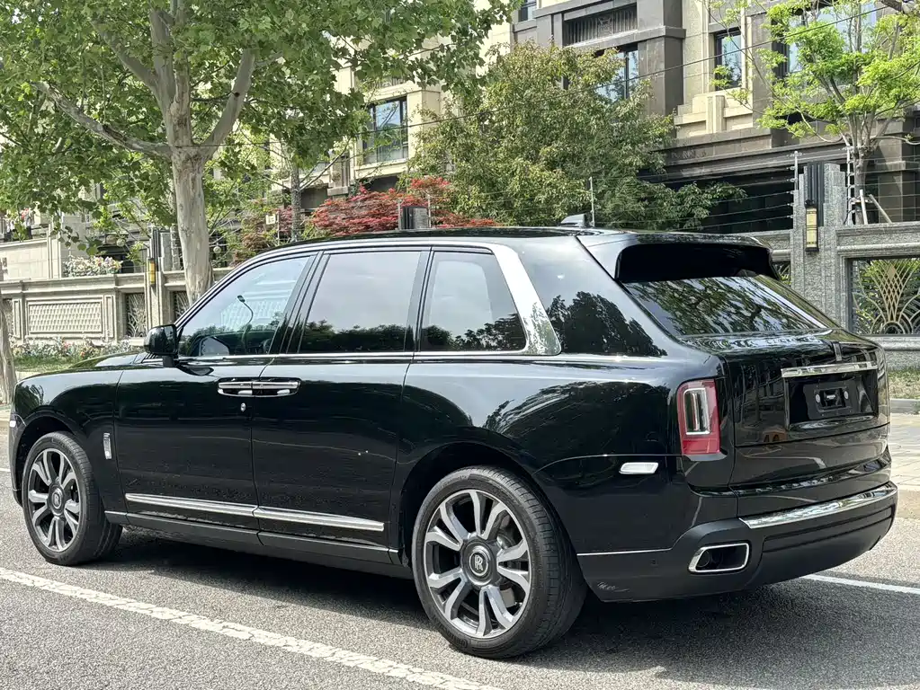 Cullinan 5-seat