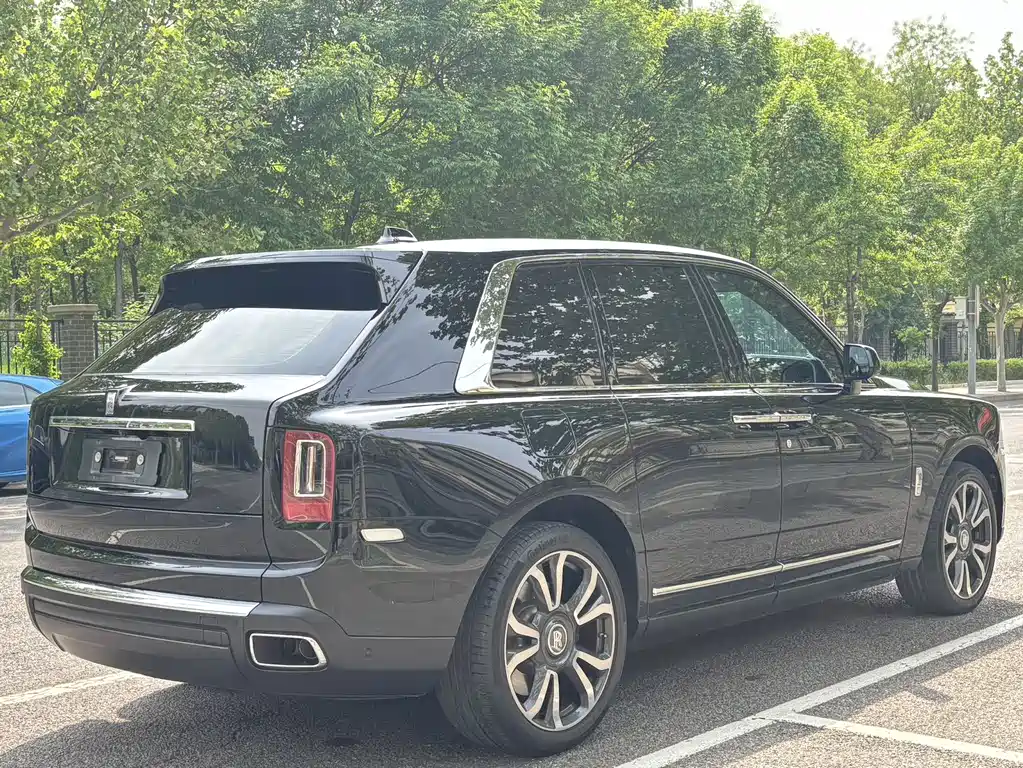 Cullinan 5-seat