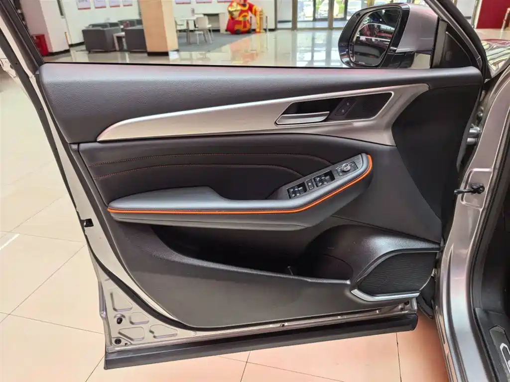 Haval F7 2.0 T 2 WD i Motion