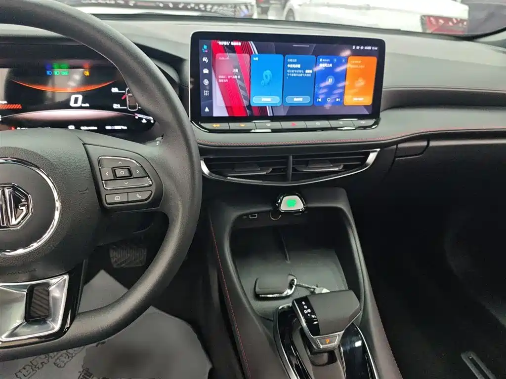 MG5 300 TGI Global Flagship