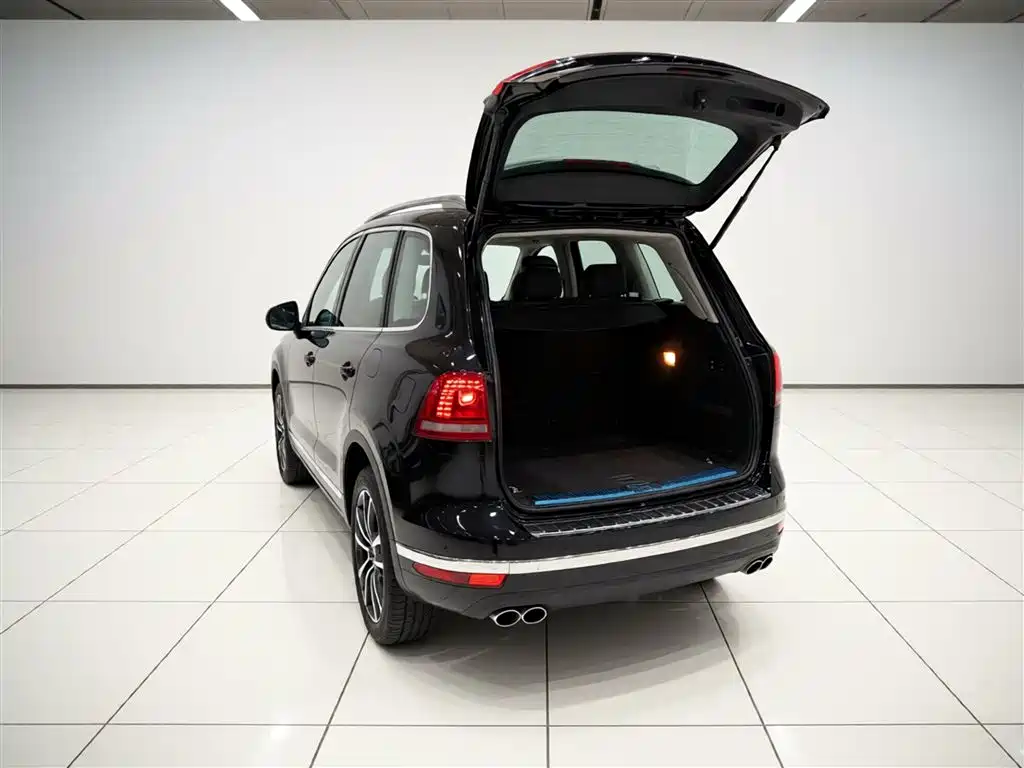 Touareg 3.0 TSI Expand Wild