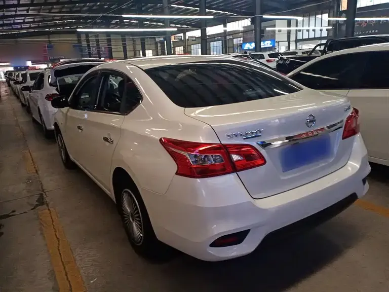 Nissan Sylphy Classic 1.6 XE CVT Comfort