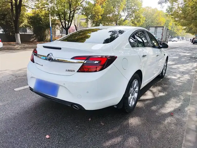 Buick Regal 1.6 T Elite Tech