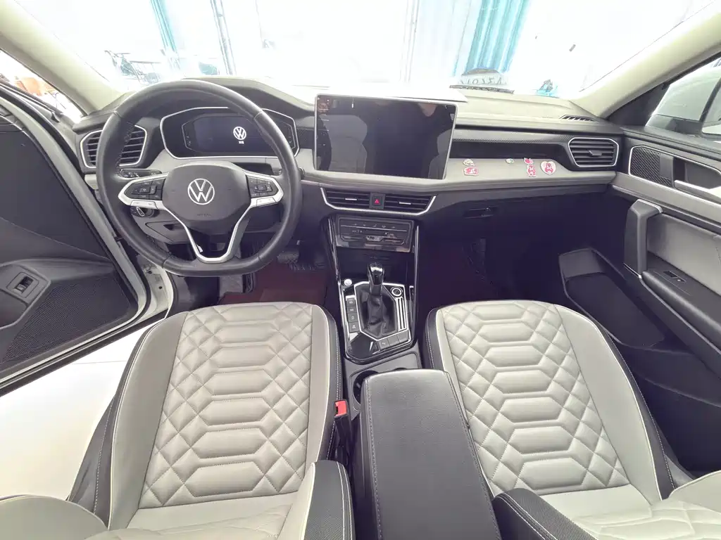 Tayron 330 TSI 2 WD Luxury Plus Advanced