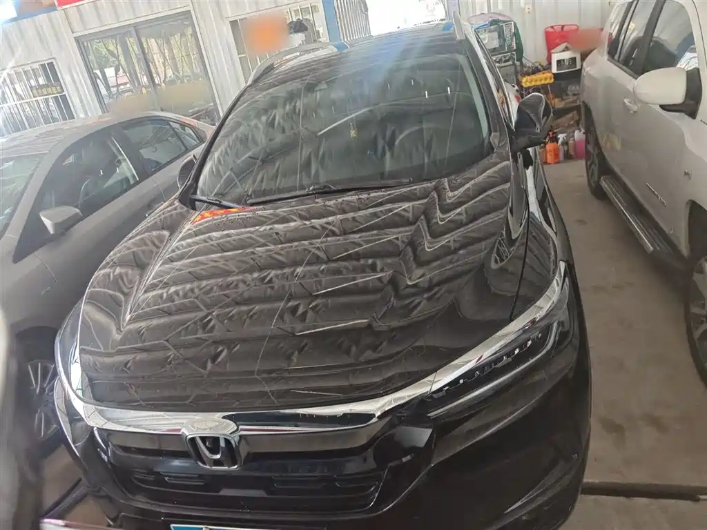 Breeze 240 TURBO CVT 2 WD Luxury