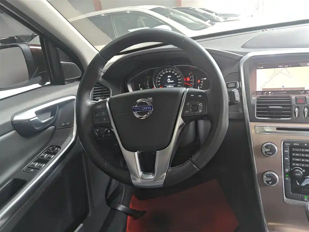 Volvo XC60 T5 AWD Smart Progress Upgraded