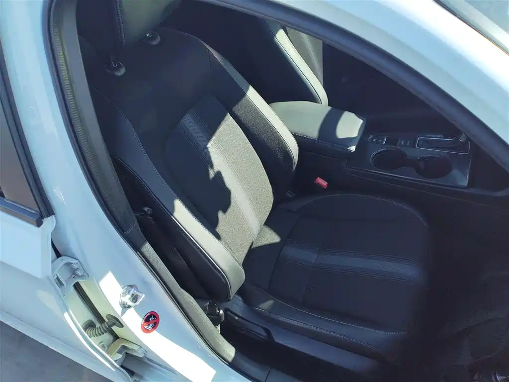 Civic 240 TURBO CVT Ignite Motion