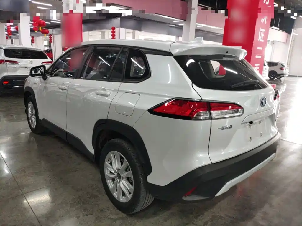 Corolla Cross Dual Engine 2.0 L Pioneer