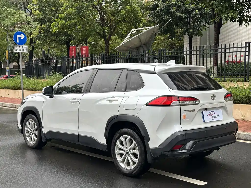 Frontlander 2.0 L CVT Elite
