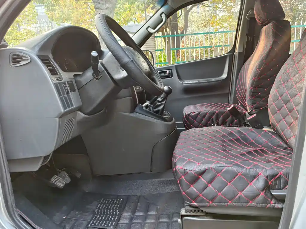 Grace 2.0 L Express Utility