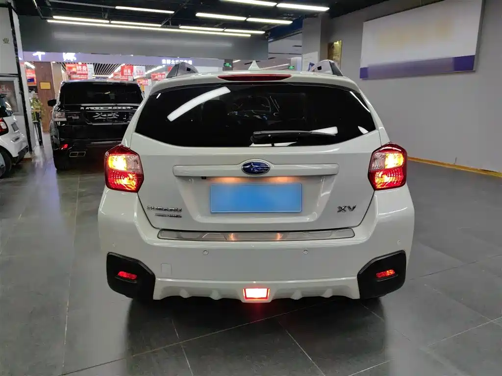 Subaru XV 斯巴鲁XV 2015款 2.0 i 特装运动版