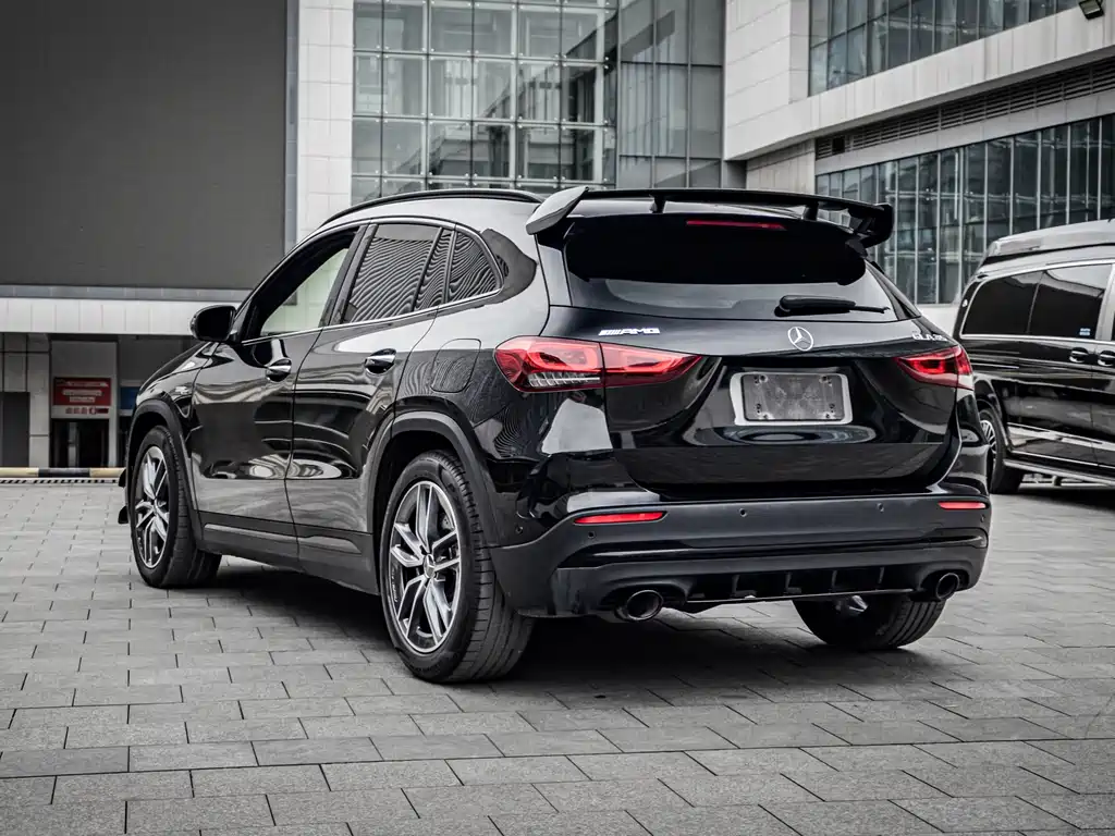 Mercedes-Benz GLA AMG AMG GLA 35 4 MATIC