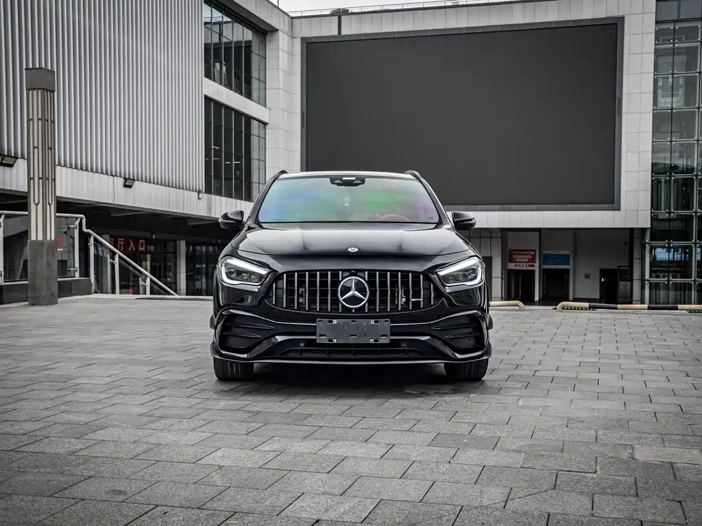 Mercedes-Benz GLA AMG AMG GLA 35 4 MATIC